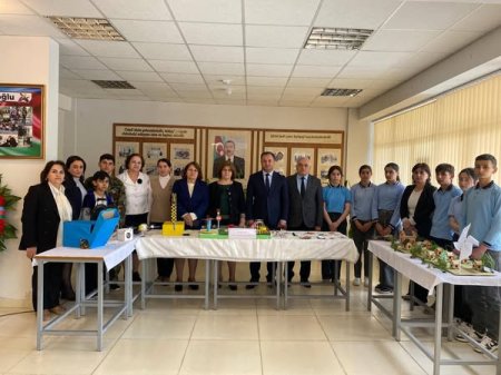 "Konstitusiya və Suverenlik İli"nə həsr olunmuş tədbir keçirilib "Konstitusiya və Suverenlik İli"nə həsr olunmuş tədbir keçirilib