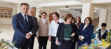 "Konstitusiya və Suverenlik İli"nə həsr olunmuş tədbir keçirilib "Konstitusiya və Suverenlik İli"nə həsr olunmuş tədbir keçirilib
