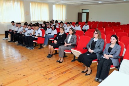 PISA 2025 – Beynəlxalq Şagird Qiymətləndirilməsi Tədqiqatında iştirak edəcək şagirdlərlə maarifləndirici görüş keçirilib