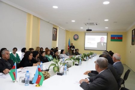 “Heydər Əliyev və Azərbaycanda kənd təsərrüfatı” mövzusunda dəyirmi masa keçirilib “Heydər Əliyev və Azərbaycanda kənd təsərrüfatı” mövzusunda dəyirmi masa keçirilib