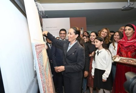 Azərbaycan Milli Xalça Muzeyində “Rabat xalça sənəti” immersiv sərgisi açılıb Azərbaycan Milli Xalça Muzeyində “Rabat xalça sənəti” immersiv sərgisi açılıb