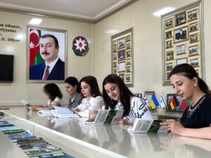  BMTBETİ-DƏ YENİ KİTABIN TƏQDİMATI KEÇİRİLİB