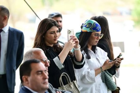 "MDB-nin mədəniyyət paytaxtı - 2025" ili çərçivəsində keçirilən açılış mərasimində möhtəşəm qala konsert təşkil olunub