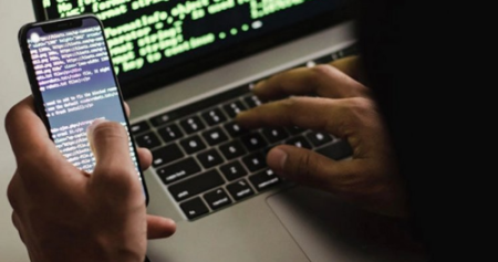 Telefonlarımıza yüklənən bilmədiyimiz təhlükə - İzlənildiyinizə işarə ola bilər Telefonlarımıza yüklənən bilmədiyimiz təhlükə - İzlənildiyinizə işarə ola bilər