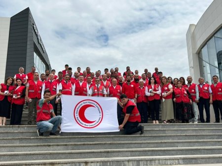 Tovuz rayonunda əməkdaşlar və könüllülərlə regional görüş keçirilib -Fotolar