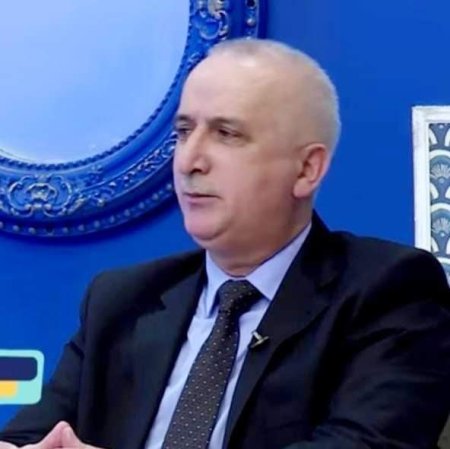 Qırx il bir ömrə dəyər və ya “Mətbuatın fəhləsi”I – Daşdəmir Əjdəroğluna dost təbriki