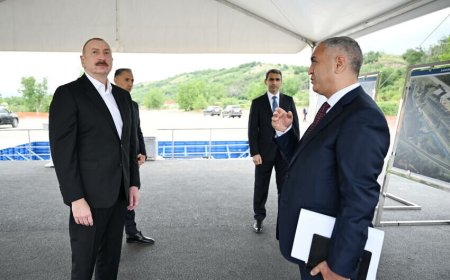 İlham Əliyev Xankəndidə Zəfər parkında görülən tikinti işləri ilə tanış oldu