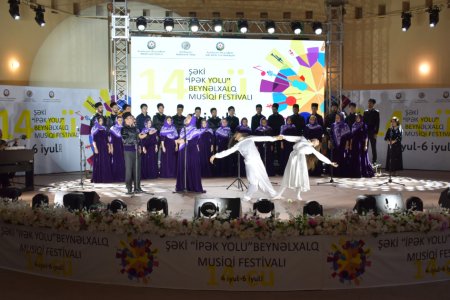 XlV İpək Yolu Beynəlxalq Musiqi Festivalı ikinci günündə davam edir