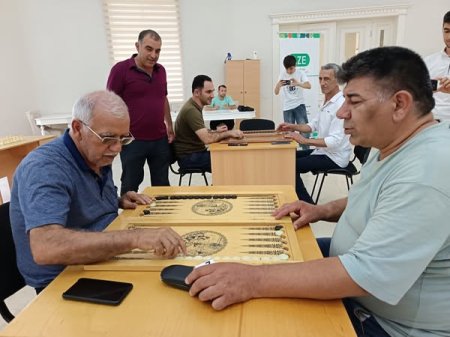 Azərbaycan Respublikası Gənclər və İdman Nazirliyinin yaradılmasının 31 illiyi münasibətilə həvəskarlar arasında nərd üzrə rayon turniri keçirildi