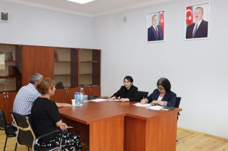 İdarə müdiri Oğuz və Qəbələ rayonlarından olan vətəndaşları qəbul edib