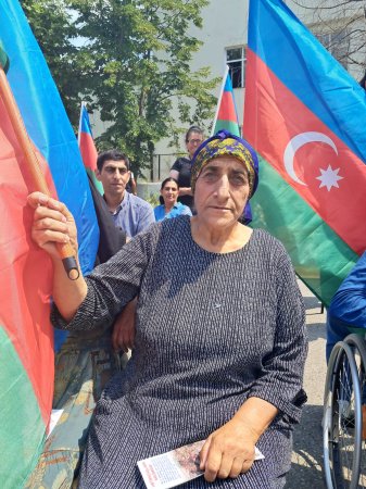Həsənrizə daha 114 nəfər köçdü