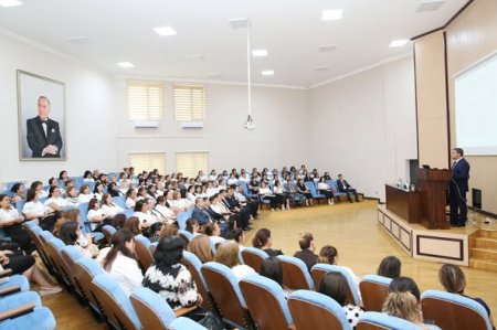 Məktəbəqədər təhsil mövzusunda görüş keçirilib