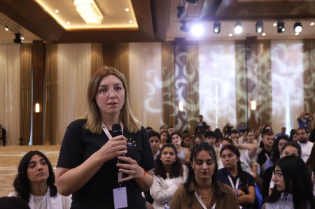 Xankəndidə daha bir orta məktəb və uşaq bağçası istifadəyə veriləcək.   Telman Kərimli görülən işləri açıqladı- FOTO 