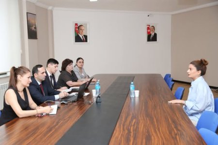 Gəncə şəhəri və Göygöl rayonu üzrə ümumi təhsil müəssisələrində loqoped və korreksiyaedici təlimçi vəzifələri üzrə müsabiqənin müsahibə mərhələsi keçirilib