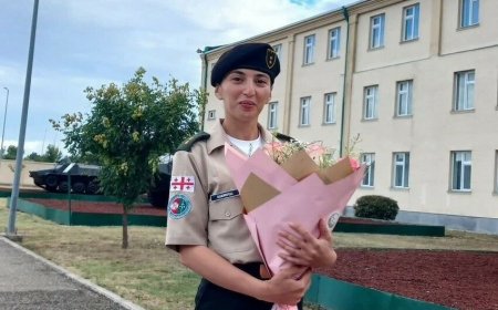 Gürcüstanda ilk dəfə azərbaycanlı qadına leytenant rütbəsi verildi