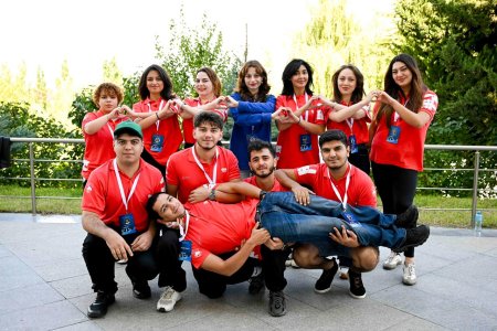 “Gənclərin Liderlik Akademiyası – 4” düşərgəsi yekunlaşdı!