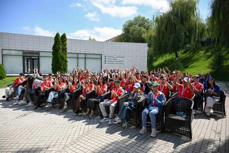 “Gənclərin Liderlik Akademiyası – 4” düşərgəsi yekunlaşdı!