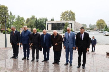 İsmayıllıda 5 Oktyabr – Beynəlxalq Müəllimlər Gününə həsr olunmuş tədbir keçirilib İsmayıllıda 5 Oktyabr – Beynəlxalq Müəllimlər Gününə həsr olunmuş tədbir keçirilib