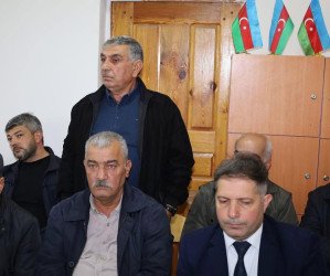 Vətəndaşlarla növbəti səyyar qəbul İsmayıllı şəhər 7 nömrəli tam orta məktəbdə keçirilib Vətəndaşlarla növbəti səyyar qəbul İsmayıllı şəhər 7 nömrəli tam orta məktəbdə keçirilib