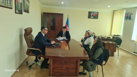 Milli Məclisin deputatı Novruzəli Aslanov növbəti dəfə İsmayıllı şəhərində vətəndaşları qəbul edib    -Fotolar