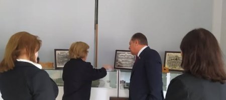 Milli Məclisin deputatı təhsil müəssisəsində olub