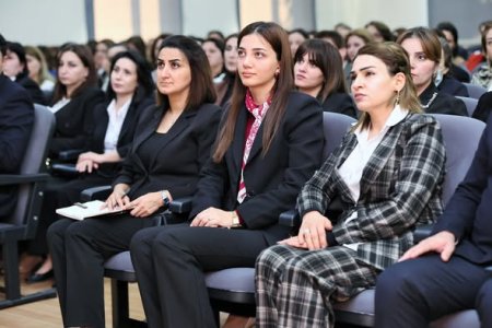 Ümumi təhsil müəssisələrinin rəhbərləri ilə görüşlər yekunlaşdı