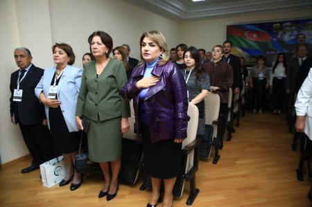 Bitki Mühafizə və Texniki Bitkilər Elmi-Tədqiqat İnstitutunda “Biotorpaq: Elmlə yaşayan kənd təsərrüfatı” mövzusunda respublika elmi-praktik konfransı keçirilib