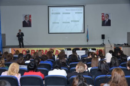 Təbiət və biologiya müəllimləri ilə görüş təşkil olunub