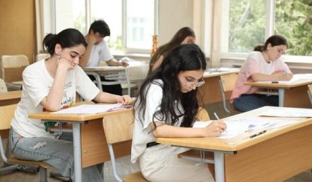 Magistraturaya sənəd qəbulu başladı