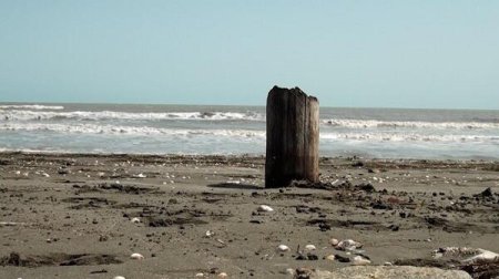 Dənizdən içməli su layihəsi Xəzəri quruda bilər?