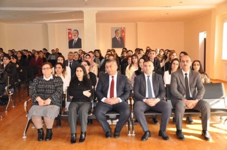 Məktəb–valideyn əməkdaşlığı mövzusunda konfrans keçirilib