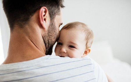 Azərbaycanda atalara da ödənişli məzuniyyət veriləcək - Neçə gün?