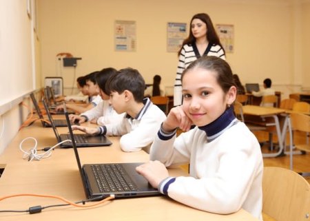 Rəqəmsal formada keçirilən böyük summativ qiymətləndirmələr davam edir