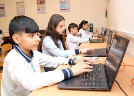 Rəqəmsal formada keçirilən böyük summativ qiymətləndirmələr davam edir