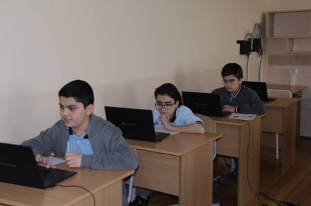 Böyük summativ qiymətləndirmələr rəqəmsal formada keçirilir