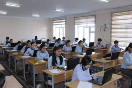 Böyük summativ qiymətləndirmələr rəqəmsal formada keçirilir