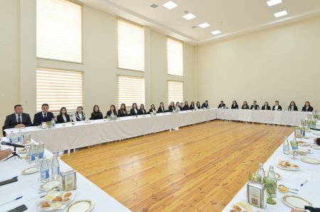 Nazir Mərkəzi Aran regionu üzrə gənc pedaqoji heyətlə görüşdü - FOTOLAR