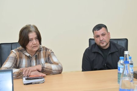 Emin Əmrullayev vətəndaşları qəbul etdi - FOTOLAR