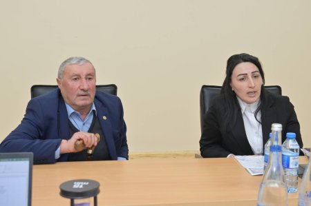 Emin Əmrullayev vətəndaşları qəbul etdi - FOTOLAR