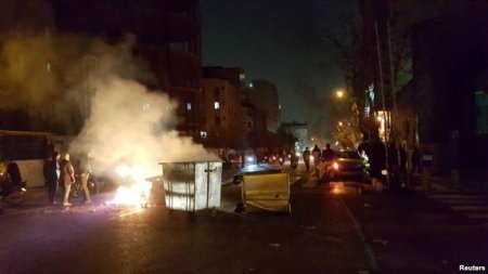 İranda iğtişaşlarda ölənlərin adları açıqlandı