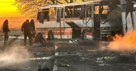Mədənçilərin olduğu avtobusa dronlarla hücum edildi - Çoxlu sayda ölən var