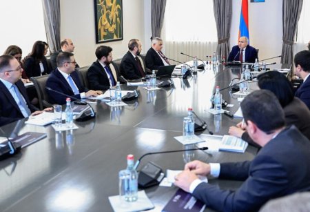 İrəvanda Azərbaycanla sülh müqaviləsi müzakirə olundu