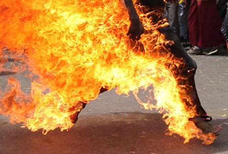 Azərbaycanda dəhşətli olay: 46 yaşlı kişinin üzərinə spirt töküb od vurdu