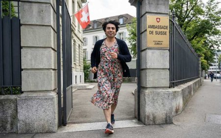 Dondan-dona girən Emin üçün xaricdən cangüdənlər gətirilibmiş - 200 min manat məbləğində vergi borcu isə...