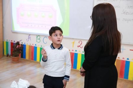 Məktəblərdə “Təcrübə mübadiləsi” layihəsi davam edir