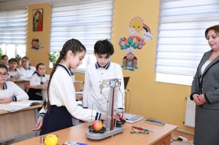 Məktəblərdə “Təcrübə mübadiləsi” layihəsi davam edir