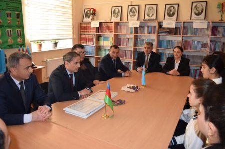 Məktəblilərarası fənn müsabiqəsinin qalibləri mükafatlandırılıb