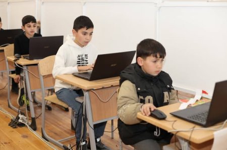 V sinif şagirdləri arasında rəqəmsal bacarıqların səviyyəsinin müəyyənləşdirilməsi məqsədilə informatika fənni üzrə diaqnostik qiymətləndirmə keçirilir