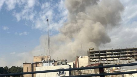 İrana hücum başladı - Pezeşkianın iqamətgahı, nazirliklər vuruldu