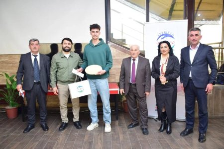 Ərkivanlı tələbələrin mükafatlandırılması keçirildi - VİDEO/FOTOLAR